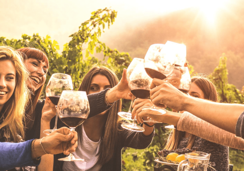 κτήμα ιππικού, κτήμα εκδηλώσεων, κτήμα δεξιώσεων, δεξίωση γάμου, βάφτιση, γάμος, παιδικό πάρτυ, χώροι εκδηλώσεων, χώροι δεξιώσεων, Ηράκλειο, Κρήτη, εκκλησάκι, κτήμα με εκκλησάκι